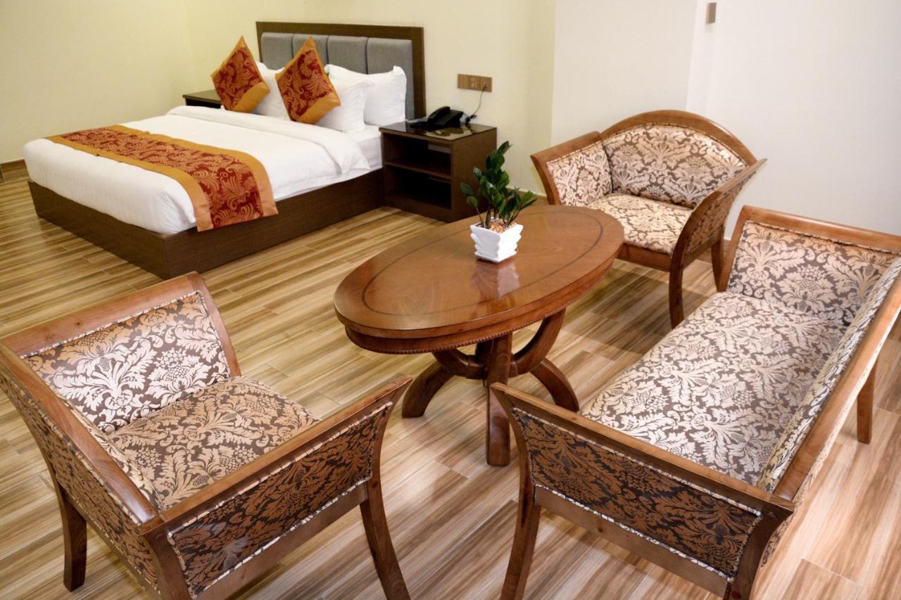 Hotel Tugos Багио Экстерьер фото